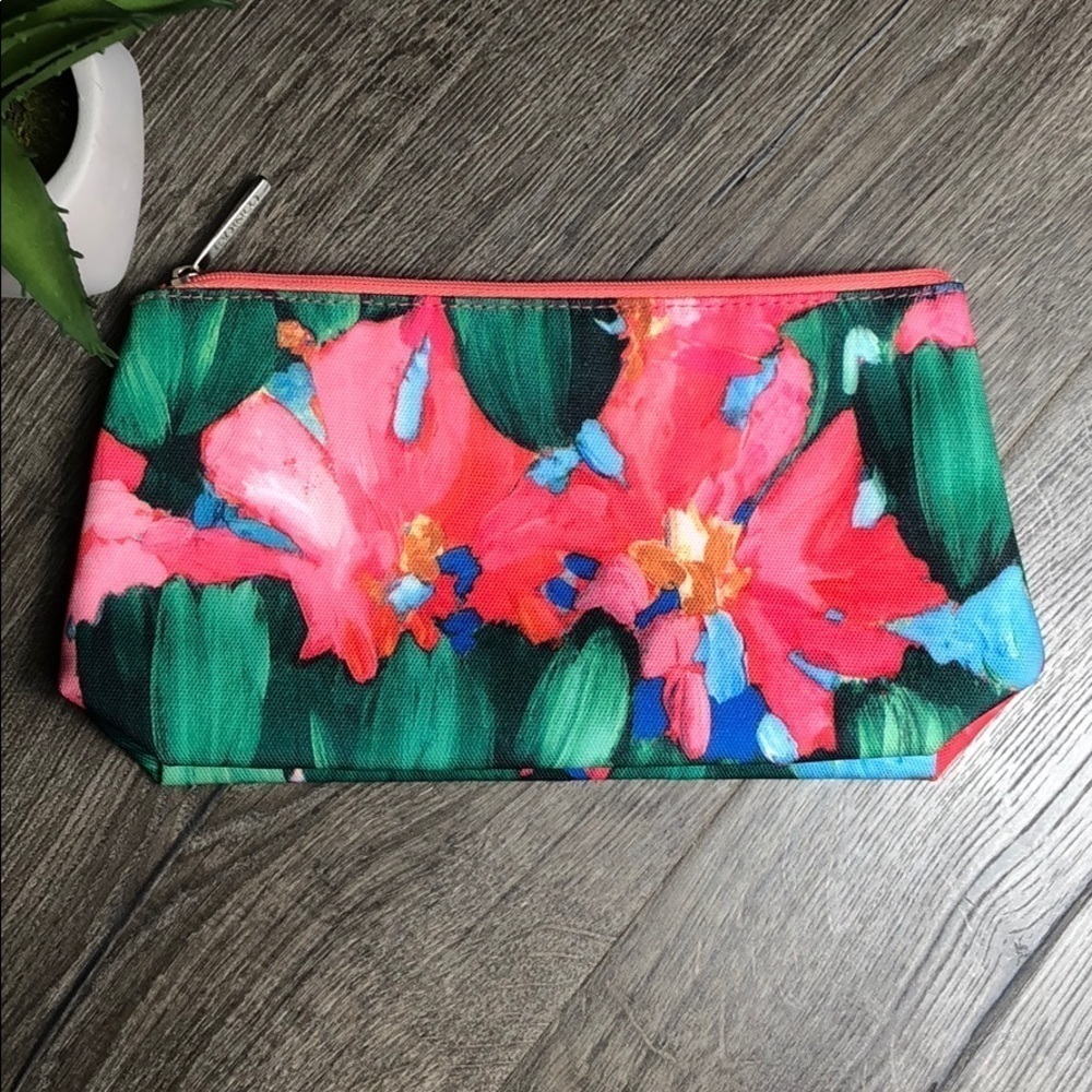 Lulu DK Clinique Cosmetics Travel  Bag - Picture 2 of 7